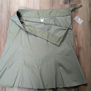 Gap olive green skirt sz 14
